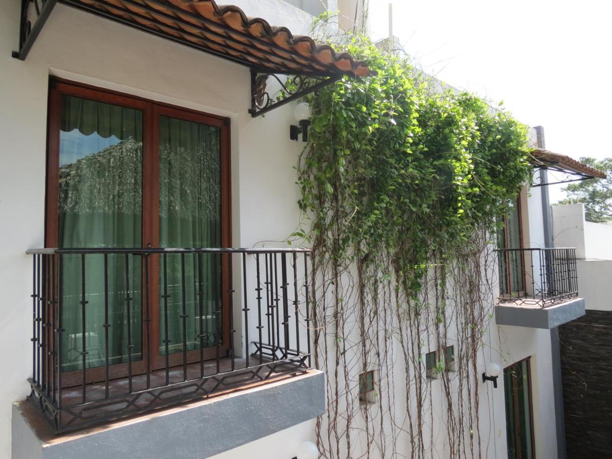 Los Suspiros Hotel Boutique By Rotamundos Comala Exterior photo